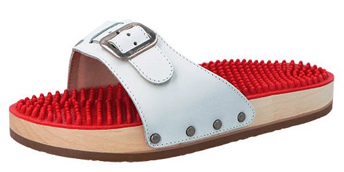 https://www.berkemann.com/damen/schuhtyp/pantoletten/3278/noppen-sandale?c=28