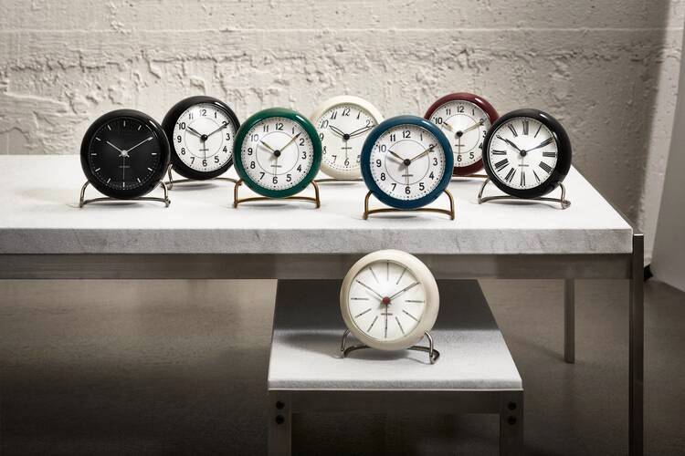 https://www.rosendahl.com/en/intl/arne-jacobsen-clocks